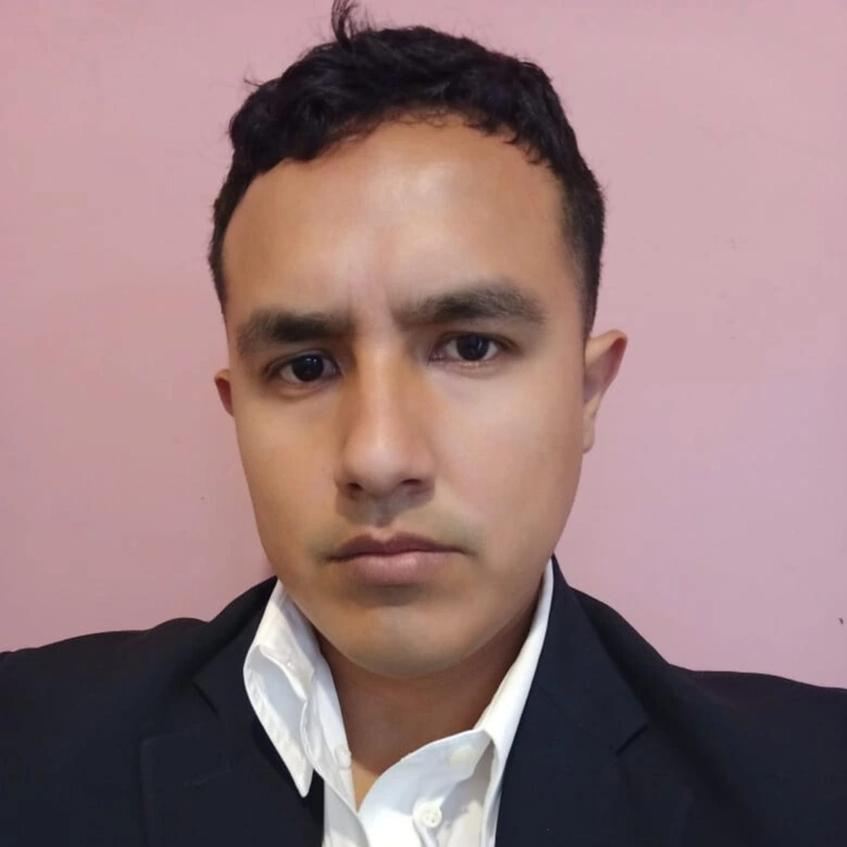 Ángel E. Calvillo-Vázquez